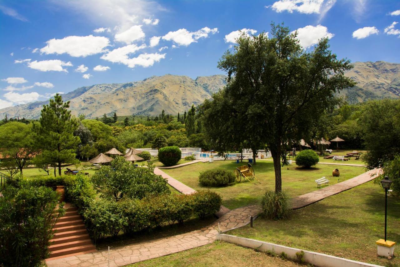 Hotel El Cortijo - 3*